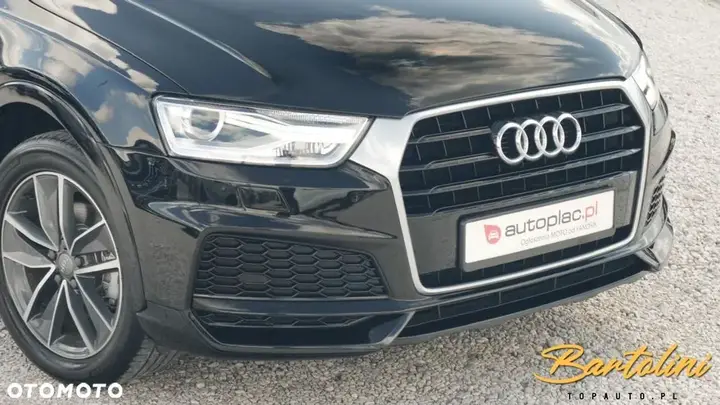 Audi Q3 2018 photo 2