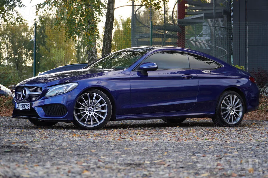 Mercedes-Benz C220 2017 photo 3