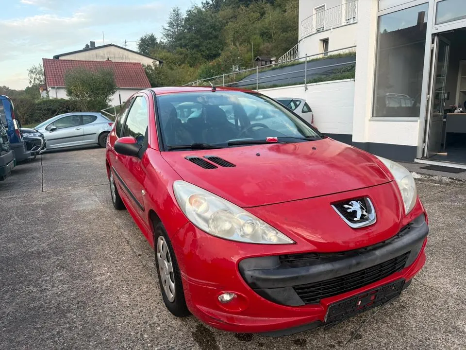 Peugeot 206