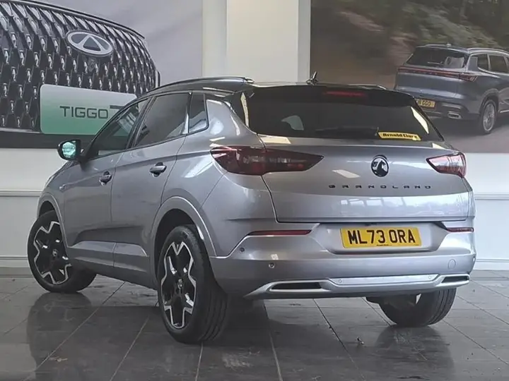 Vauxhall Grandland 2023 photo 2