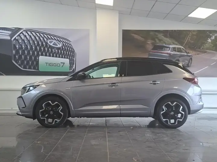 Vauxhall Grandland 2023 photo 4