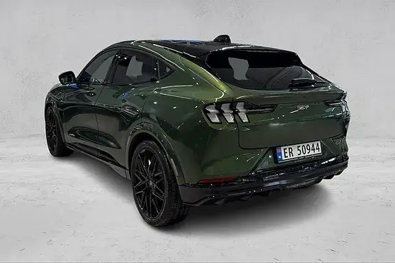 Ford Mustang Mach-E 2026 photo 3