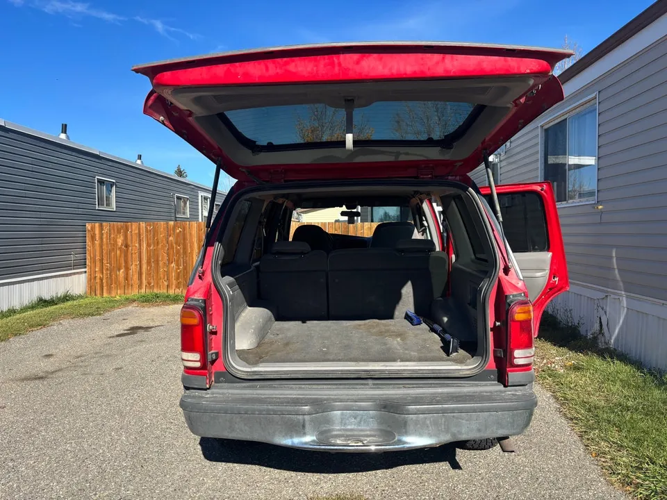 Ford Explorer 1999 photo 3