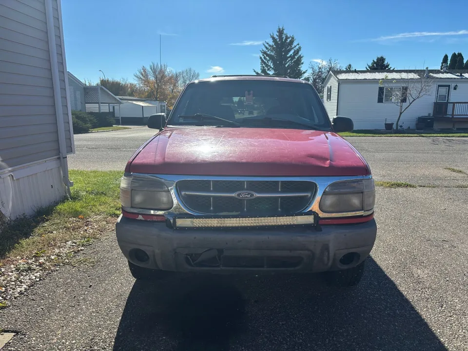 Ford Explorer 1999 photo 2
