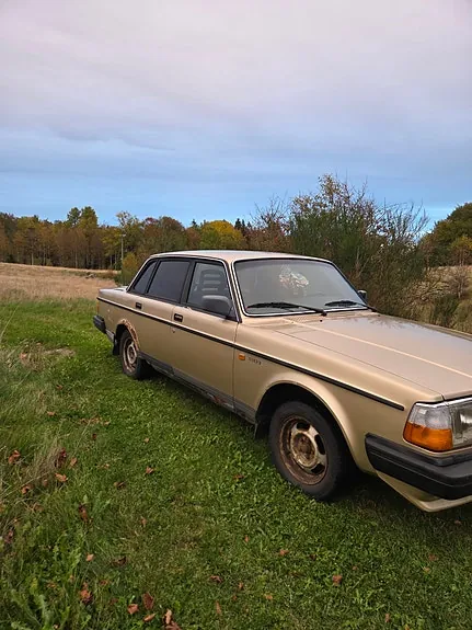 Volvo 244 1988 photo 2