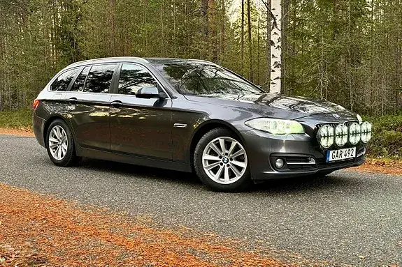BMW 520D 2015 photo 2