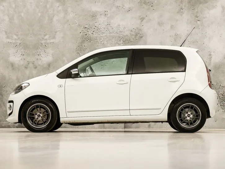 Volkswagen Up 2012 photo 2