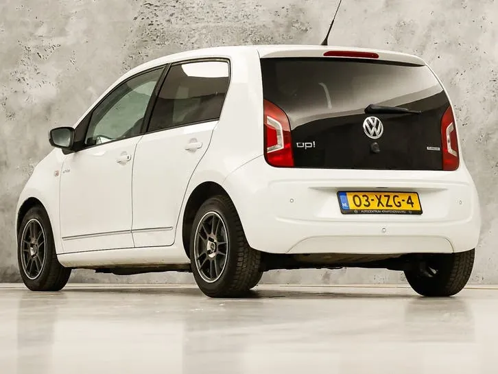 Volkswagen Up 2012 photo 3