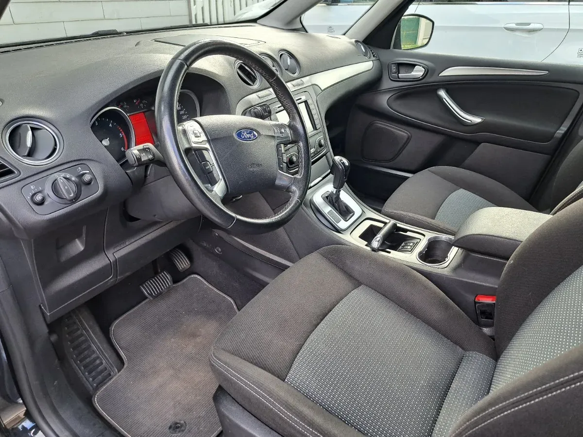Ford Galaxy