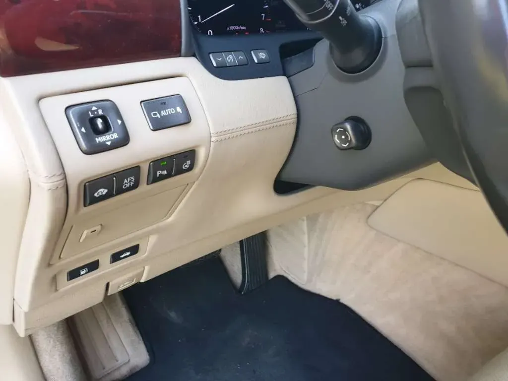Lexus Ls 600H 2008 photo 2