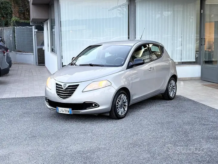 Lancia Ypsilon 2011 photo 3