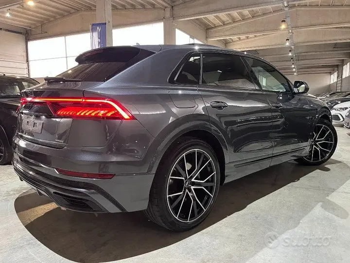 Audi Q8 2022 photo 5