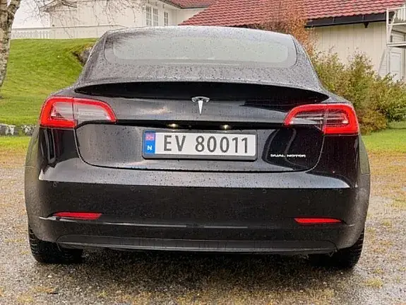 Tesla Model 3 2019 photo 4