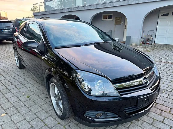 Opel Astra 2007 photo 2