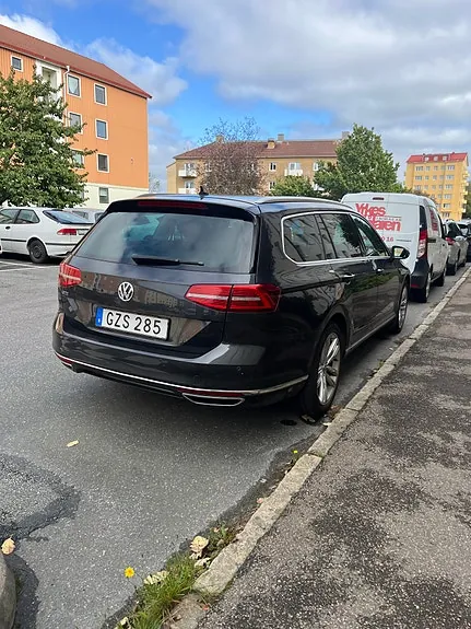 Volkswagen Passat 2019 photo 2