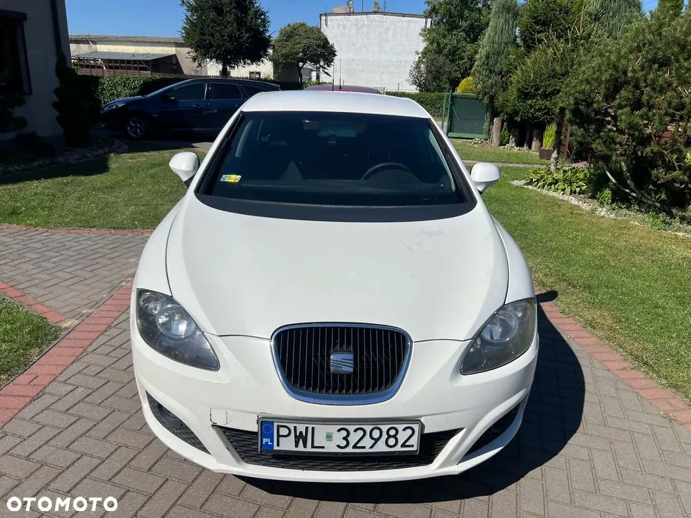 Seat Leon 2010 photo 2