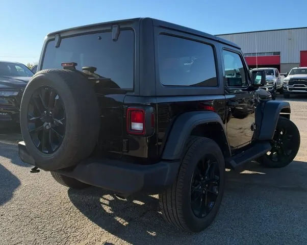Jeep Wrangler 2022 photo 3