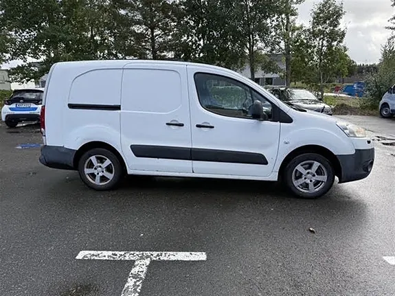 Peugeot Partner 2011 photo 4