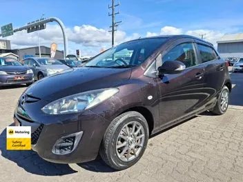 Mazda Demio 2012 photo 4
