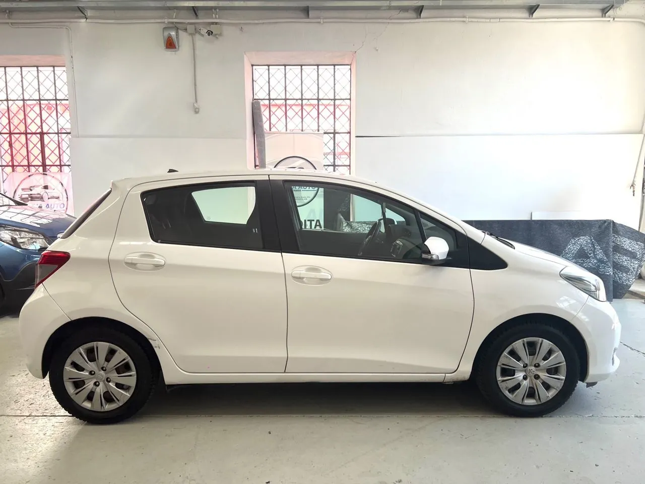 Toyota Yaris 2013 photo 5