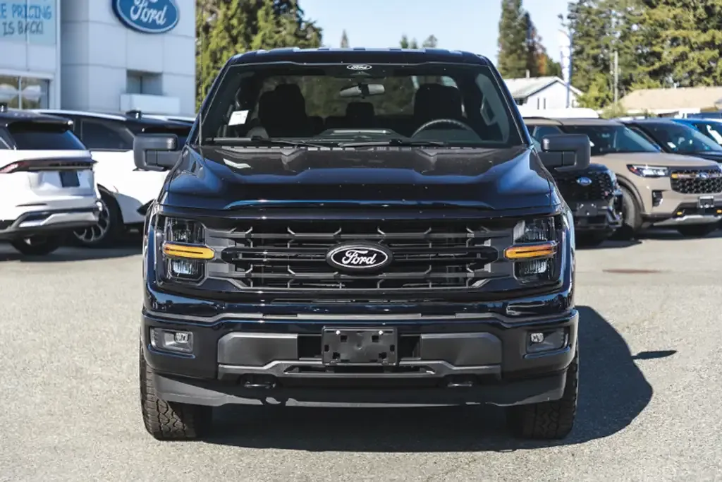Ford F-150 2026 photo 2