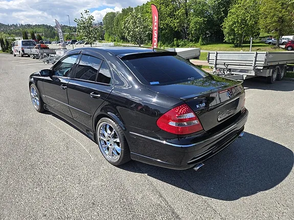Mercedes-Benz E500 2003 photo 3