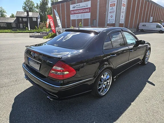 Mercedes-Benz E500 2003 photo 4