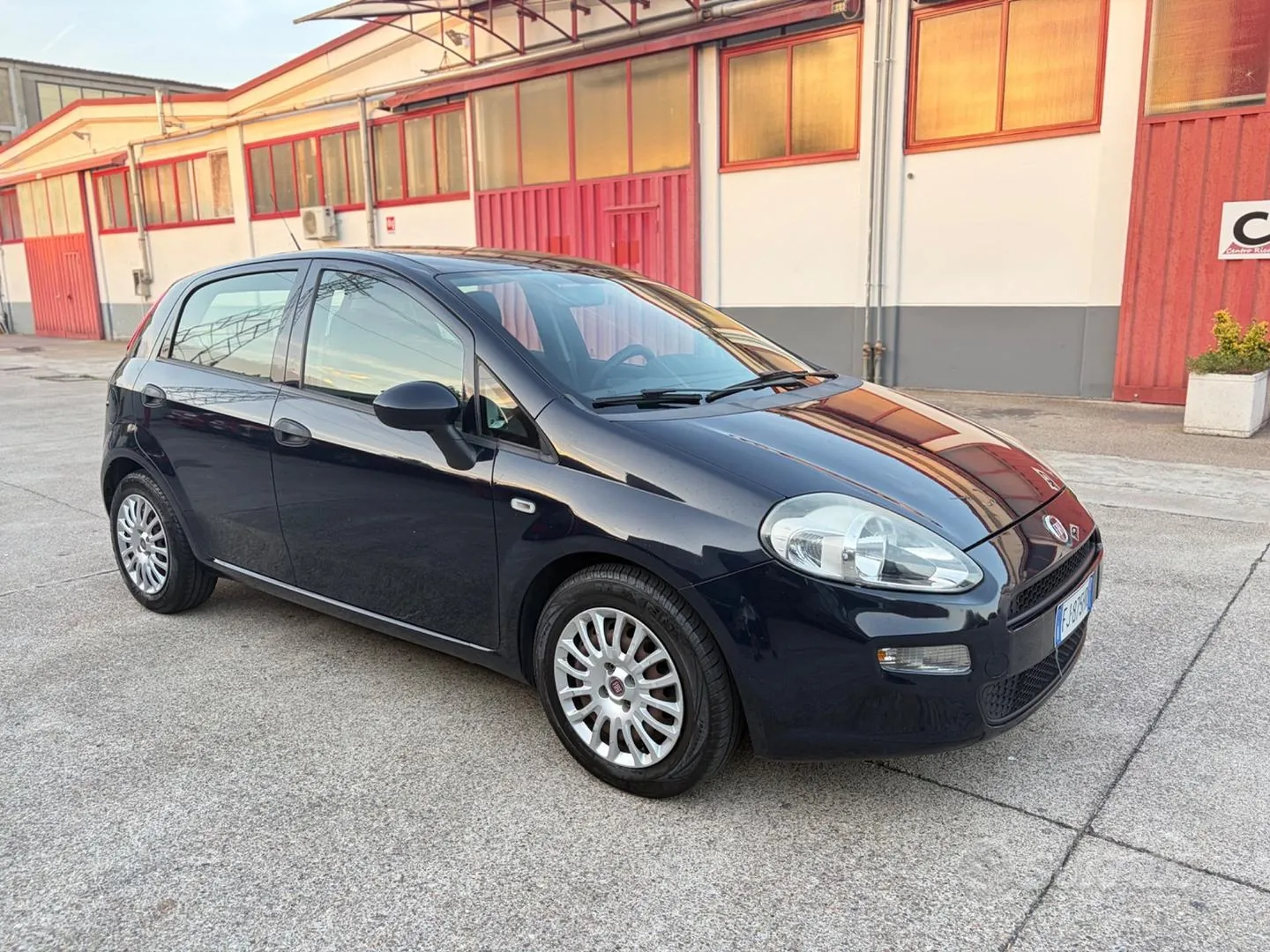 Fiat Punto 2017 photo 3