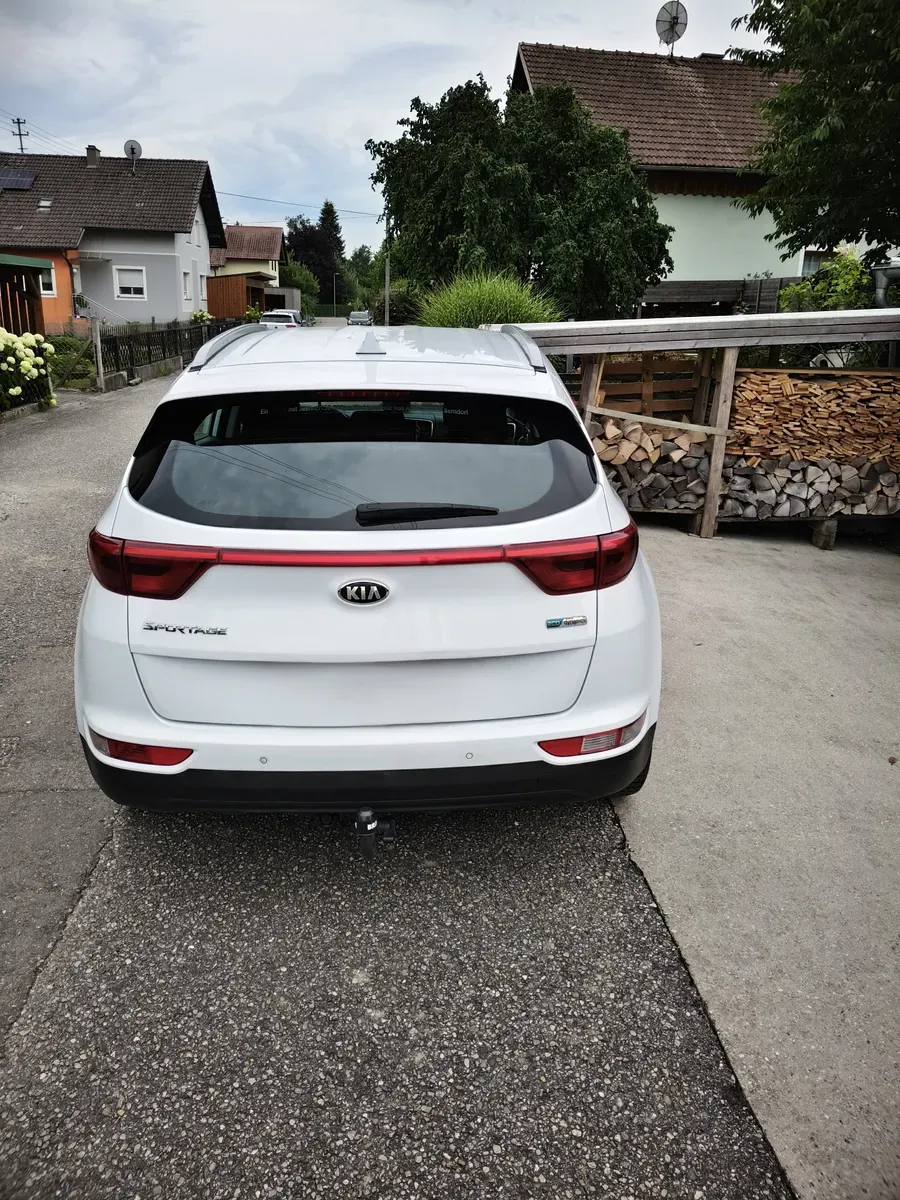 Kia Sportage 2017 photo 2