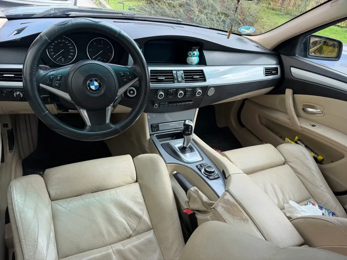 BMW 5 Series 2009 photo 3