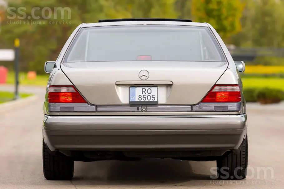Mercedes-Benz S500 1995 photo 5