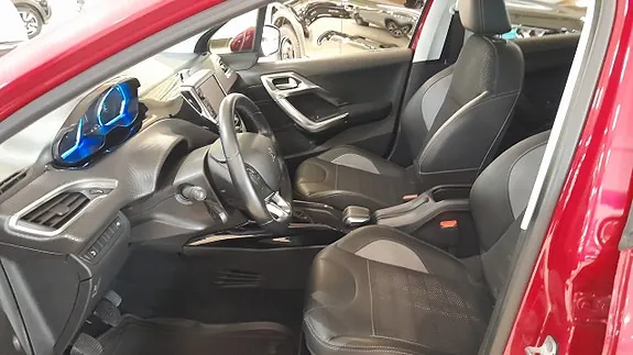 Peugeot 2008 2017 photo 3