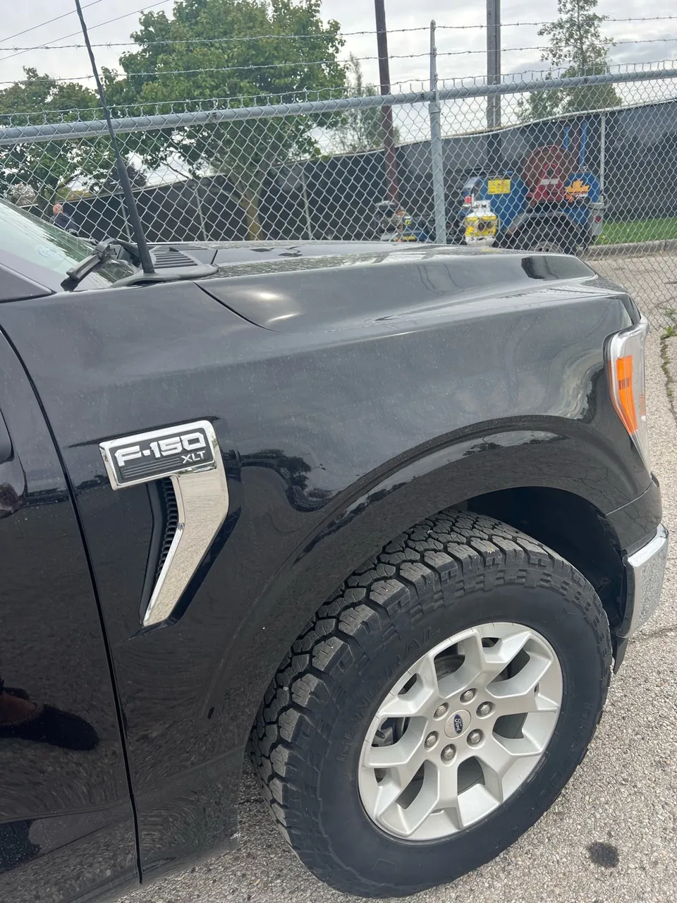 Ford F-150 2022 photo 3