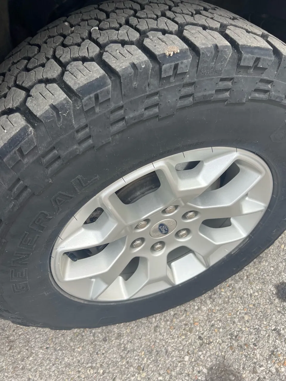 Ford F-150 2022 photo 2