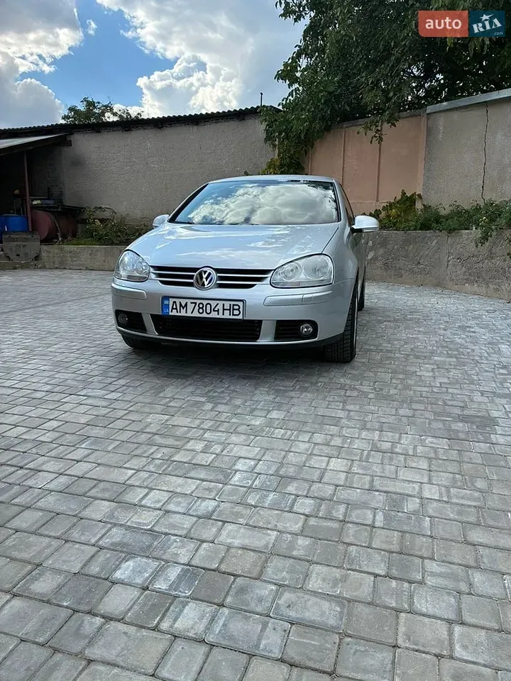Volkswagen Golf 2006 photo 2