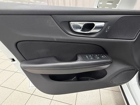 Volvo V60 2021 photo 5