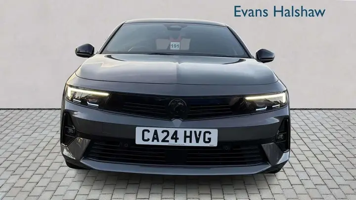 Vauxhall Astra 2024 photo 3