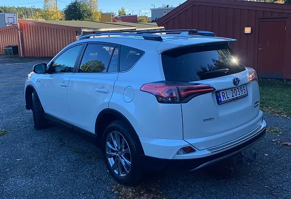 Toyota Rav4 2017 photo 4