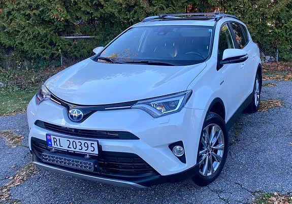 Toyota Rav4 2017 photo 2