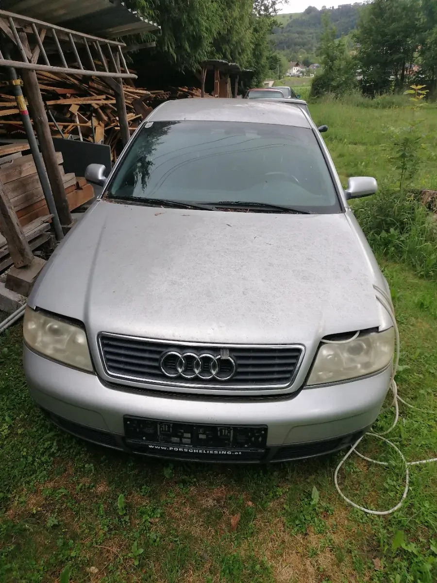 Audi A6 2004 photo 2