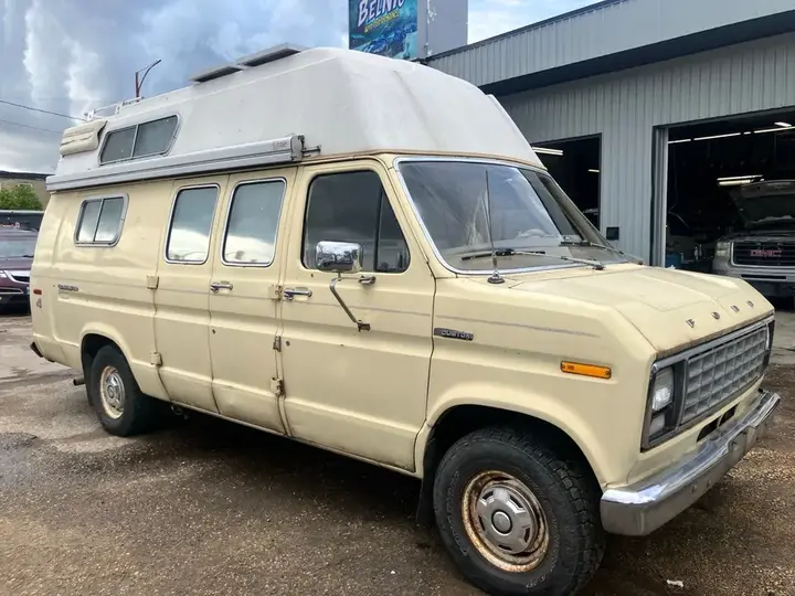 Ford Econoline 1980 photo 3