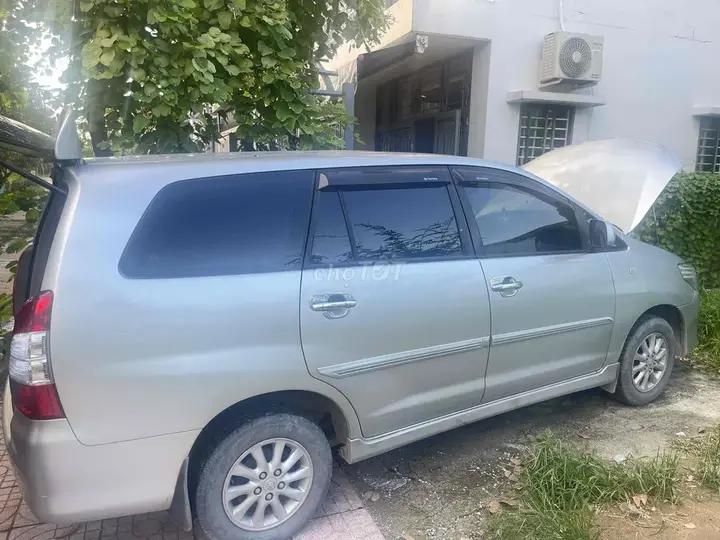 Toyota Innova 2013 photo 4