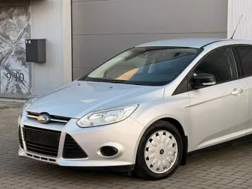 Ford Focus 2013 photo 2