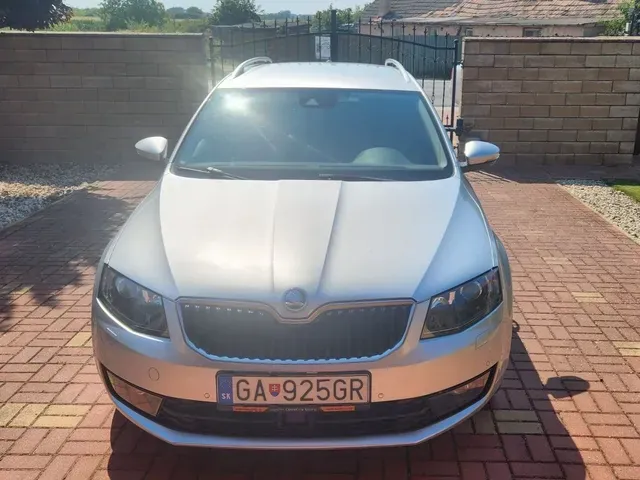 Skoda Octavia Combi 2016 photo 2