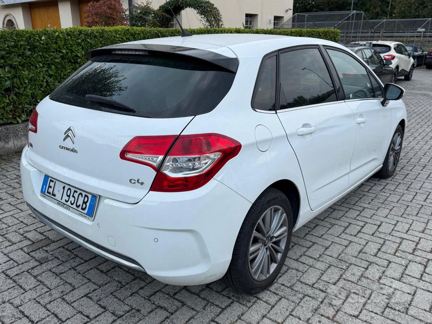 Citroen C4 Picasso 2012 photo 4