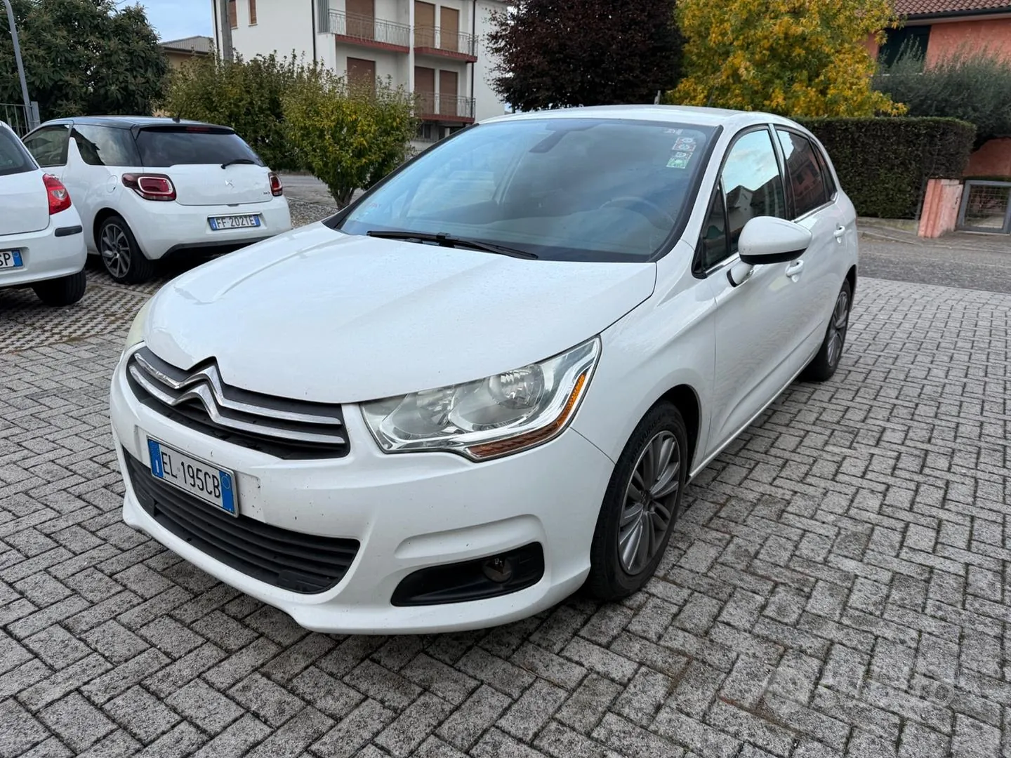 Citroen C4 Picasso 2012 photo 3