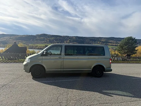Volkswagen Caravelle 2009 photo 5