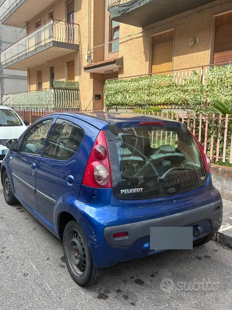 Peugeot 107 2006 photo 2