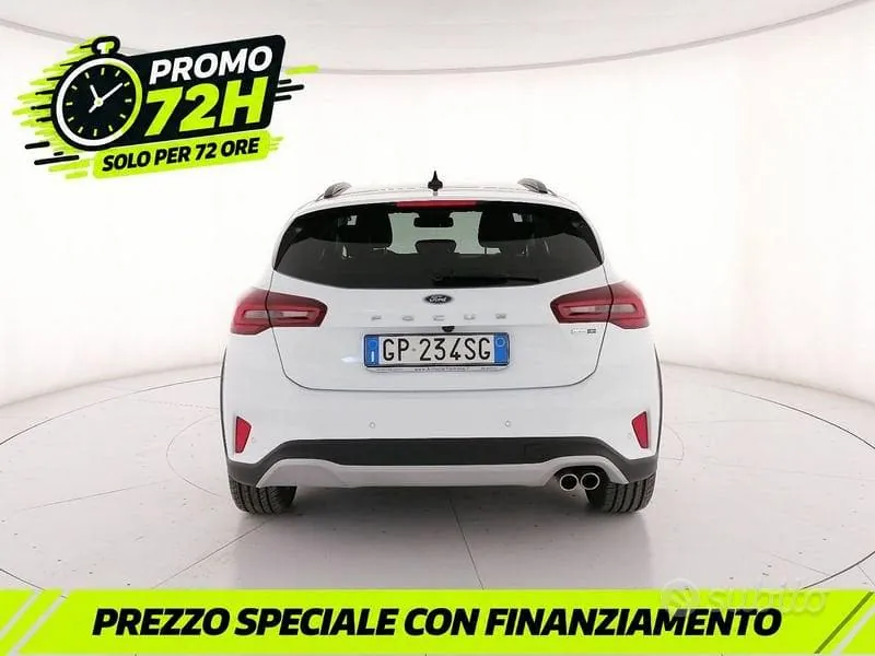Ford Focus 2023 photo 4