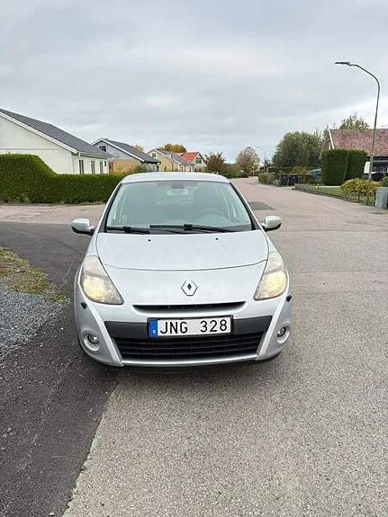 Renault Clio 2011 photo 4